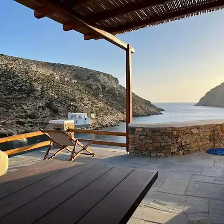 κανονική φιλοξενία Psarona *