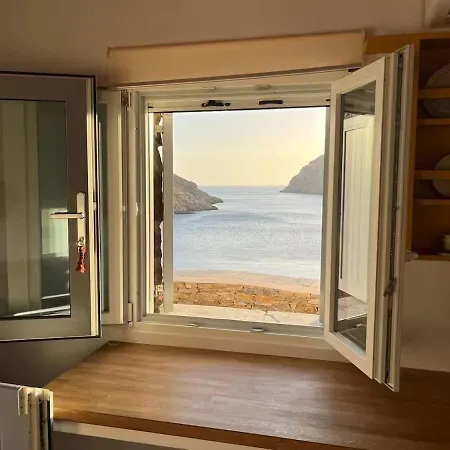 Κανονική Φιλοξενία Psarona * Mykonos Town